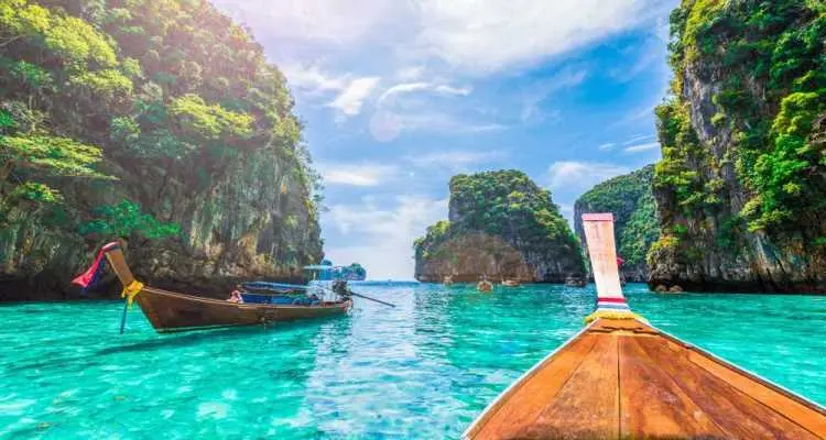 Phi Phi Islands: A Paradise Archipelago in Thailand